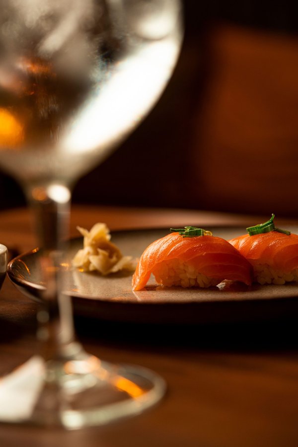 Créez une ambiance unique avec une cloison isophonique personnalisée